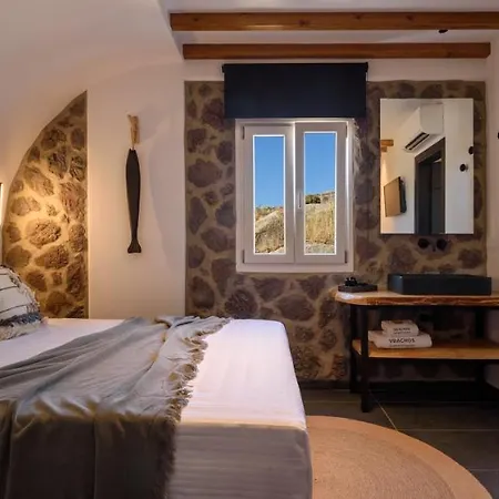 Vrachos Mykonos 3*